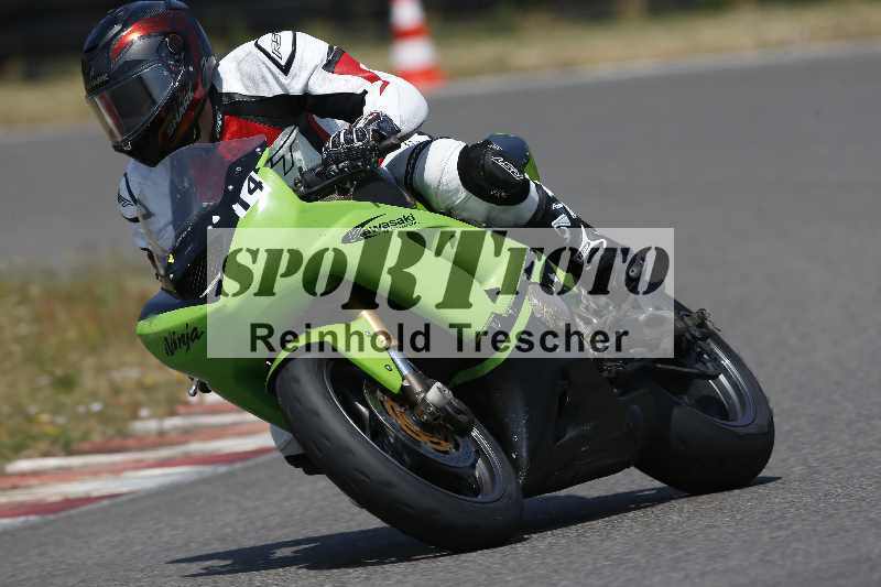 /Archiv-2023/28 05.06.2023 Moto Club Anneau du Rhin/vert-medium/14